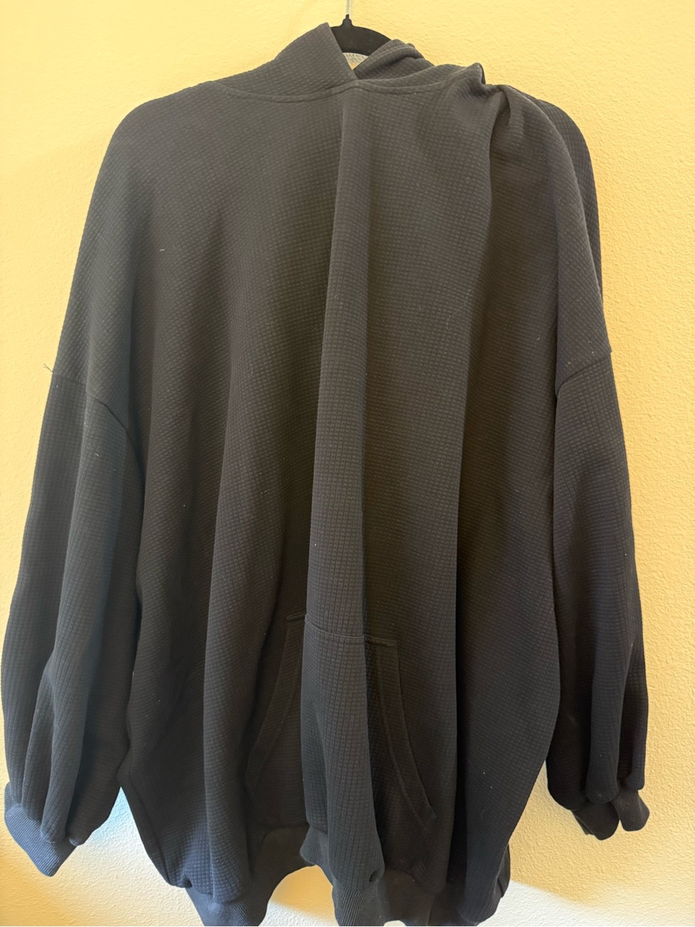 Women’s oversized Black Hooded Waffle Knit Sweatshirt